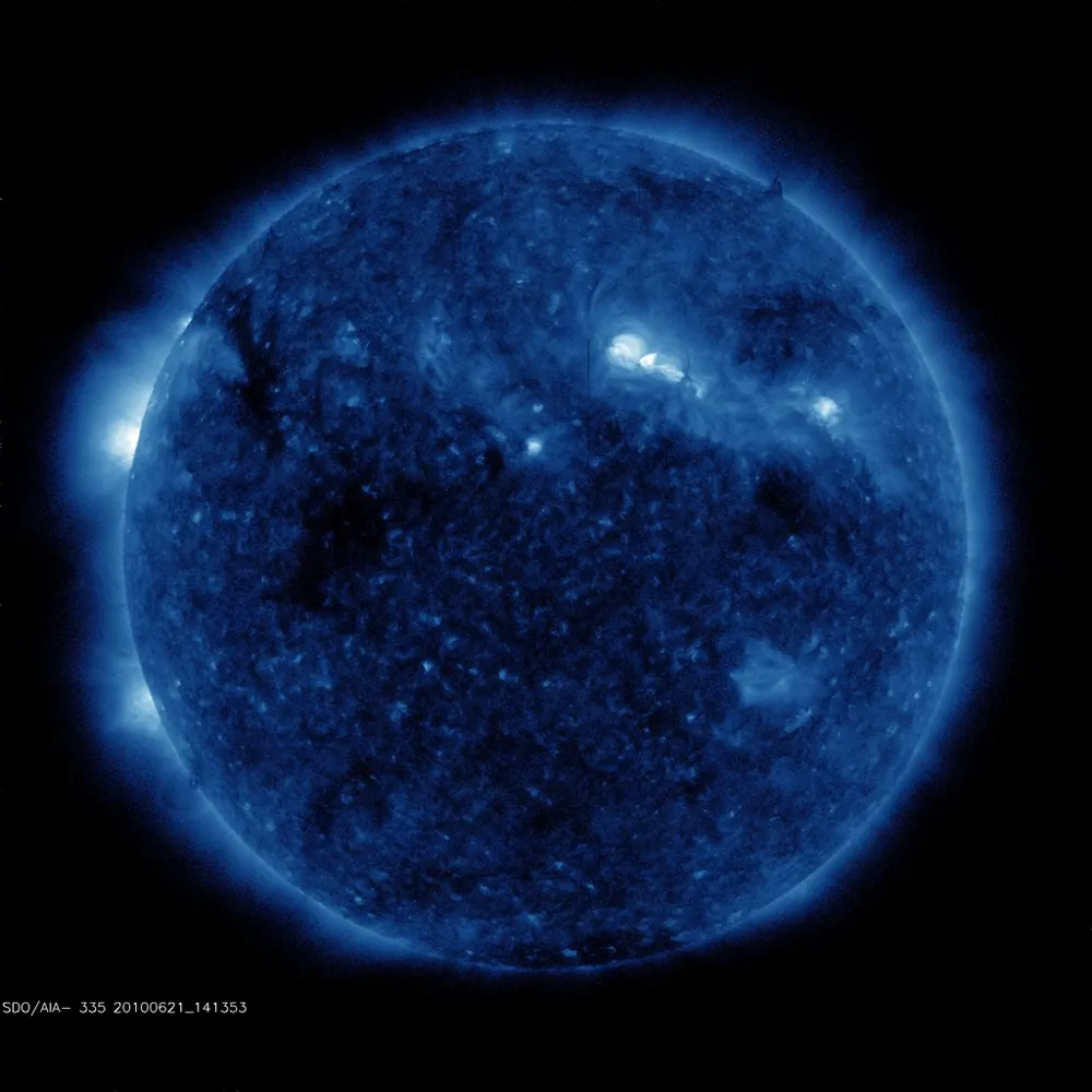 The whole Sun in ultraviolet light, from the SDO observatory